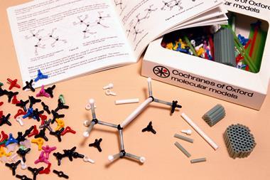 Molecular model kit